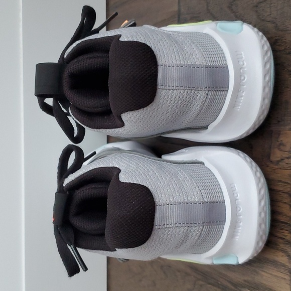 Nike KD Trey 5 X Basketball Shoes - Picture 2 of 7